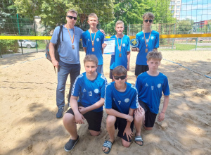 II MIEJSCE NASZYCH SIATKARZY PLAŻOWYCH W MISTRZOSTWACH ŁODZI